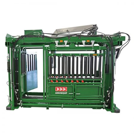 Arrowquip General Hydraulic Squeeze Chute-For Feedlots
