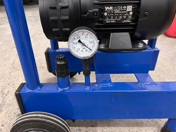 Milker Unit with Vacuum Pump & Bucket
