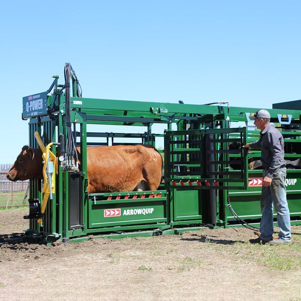 Arrowquip Portable Hydraulic 107 Squeeze Chute/EZ Flow Alley/Tub